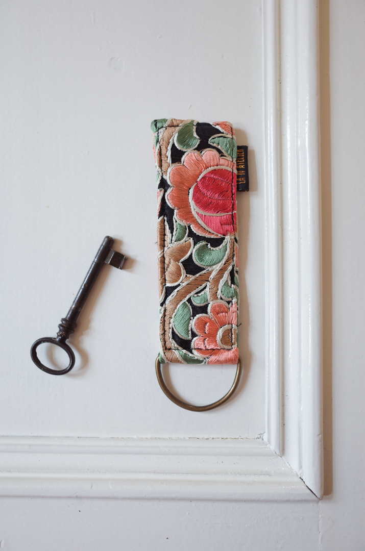 Blossom Pastel Dark
