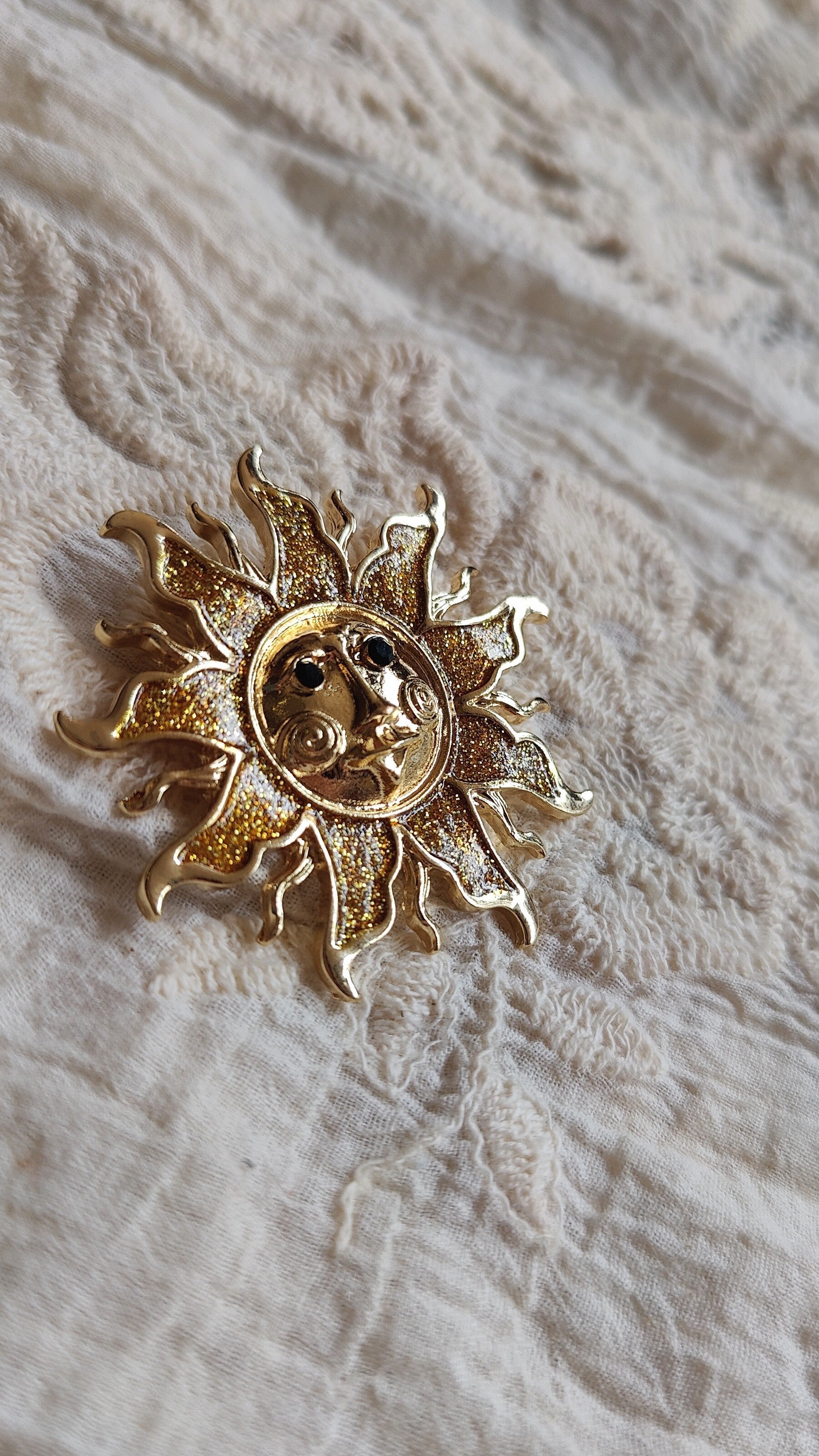 Brooch Sun