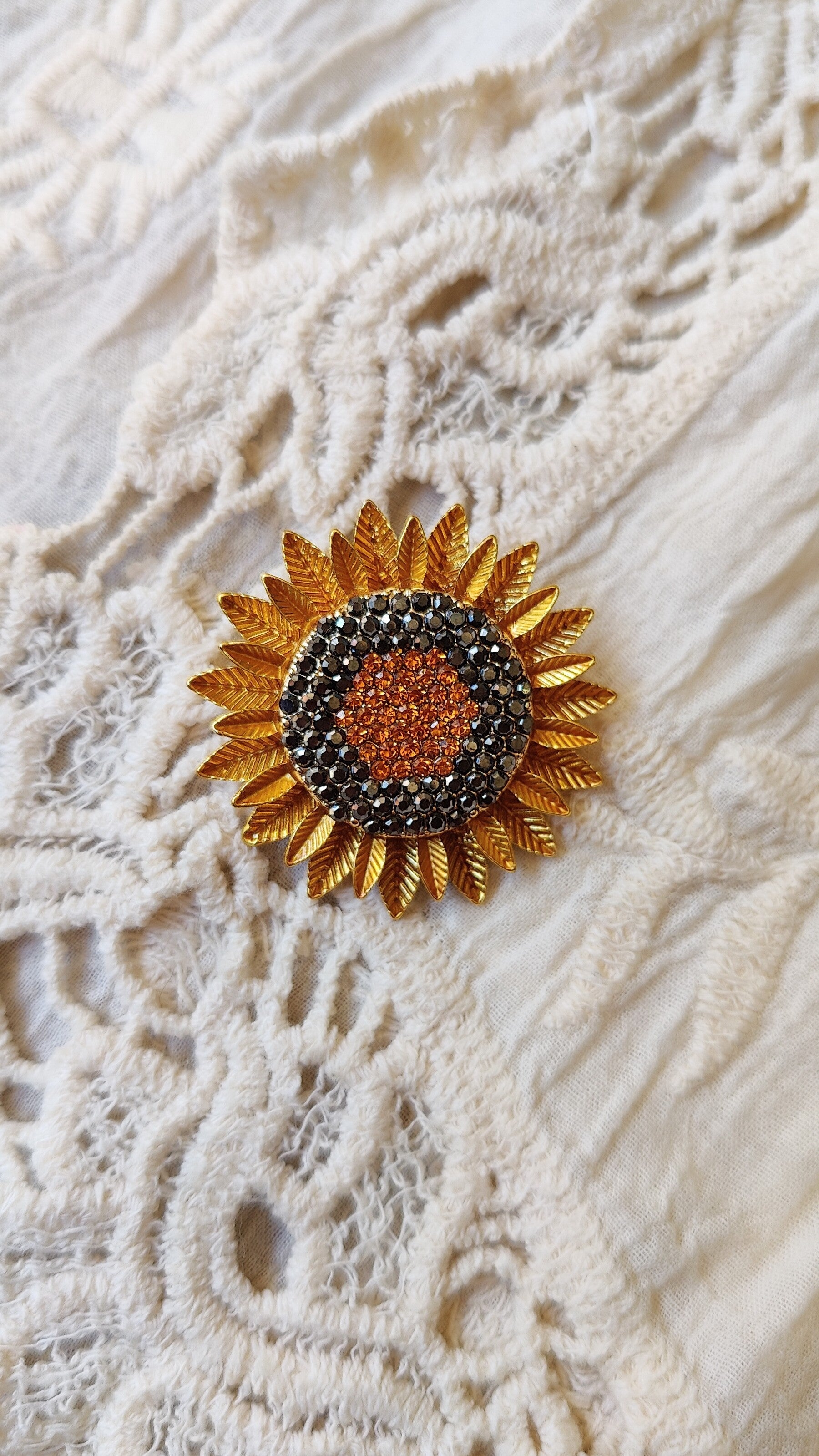 Brooch Sunflower