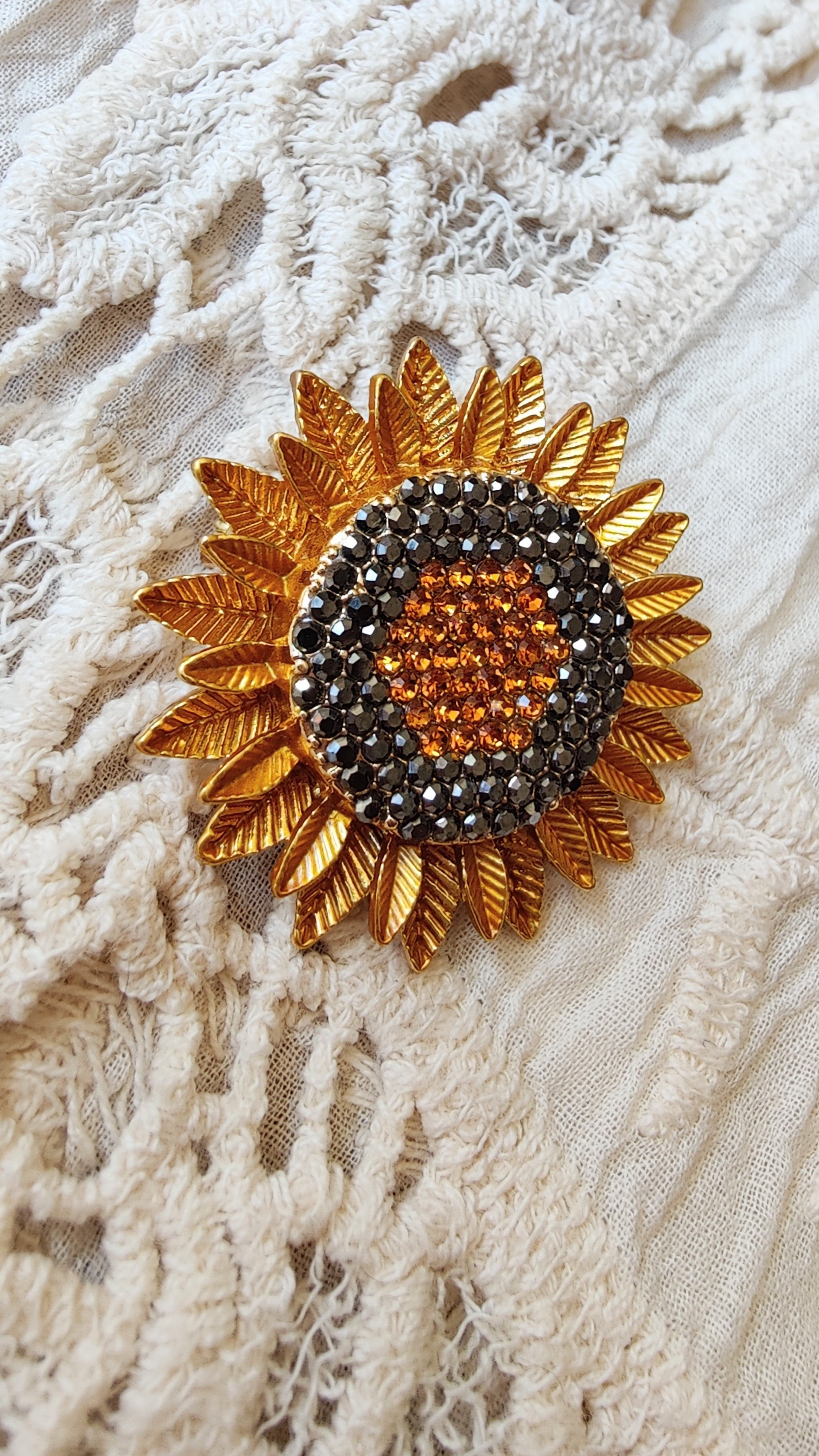 Brooch Sunflower