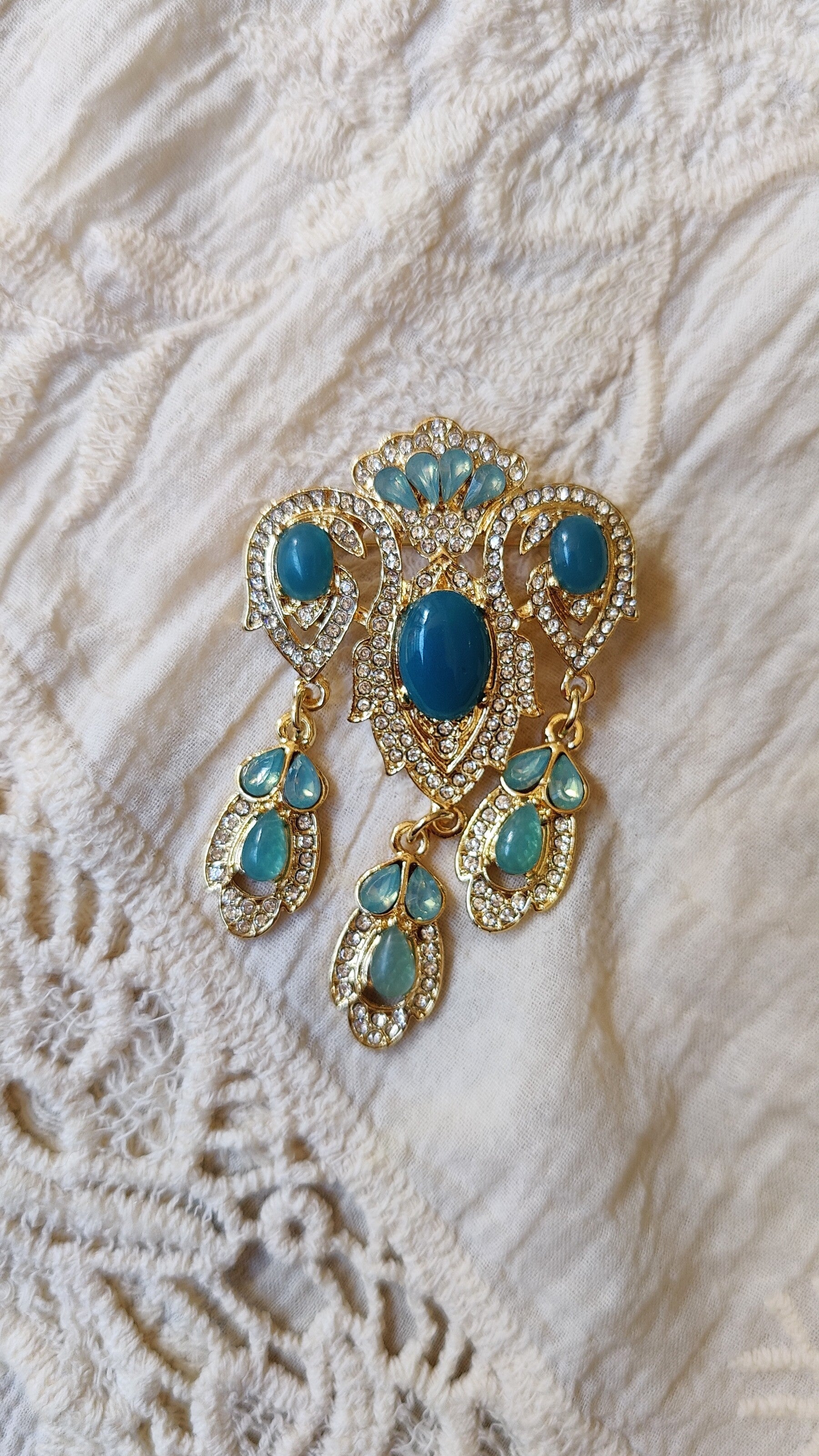 Brooch Bridgerton
